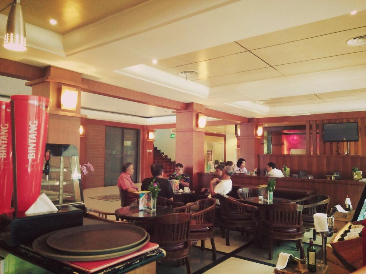 Hotel Tarakan Plaza מראה חיצוני תמונה